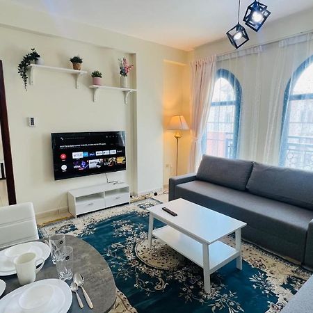 Newly Furnished Cozy One Bed Room Apartment 2 Bathroom City View Dubai Exterior foto